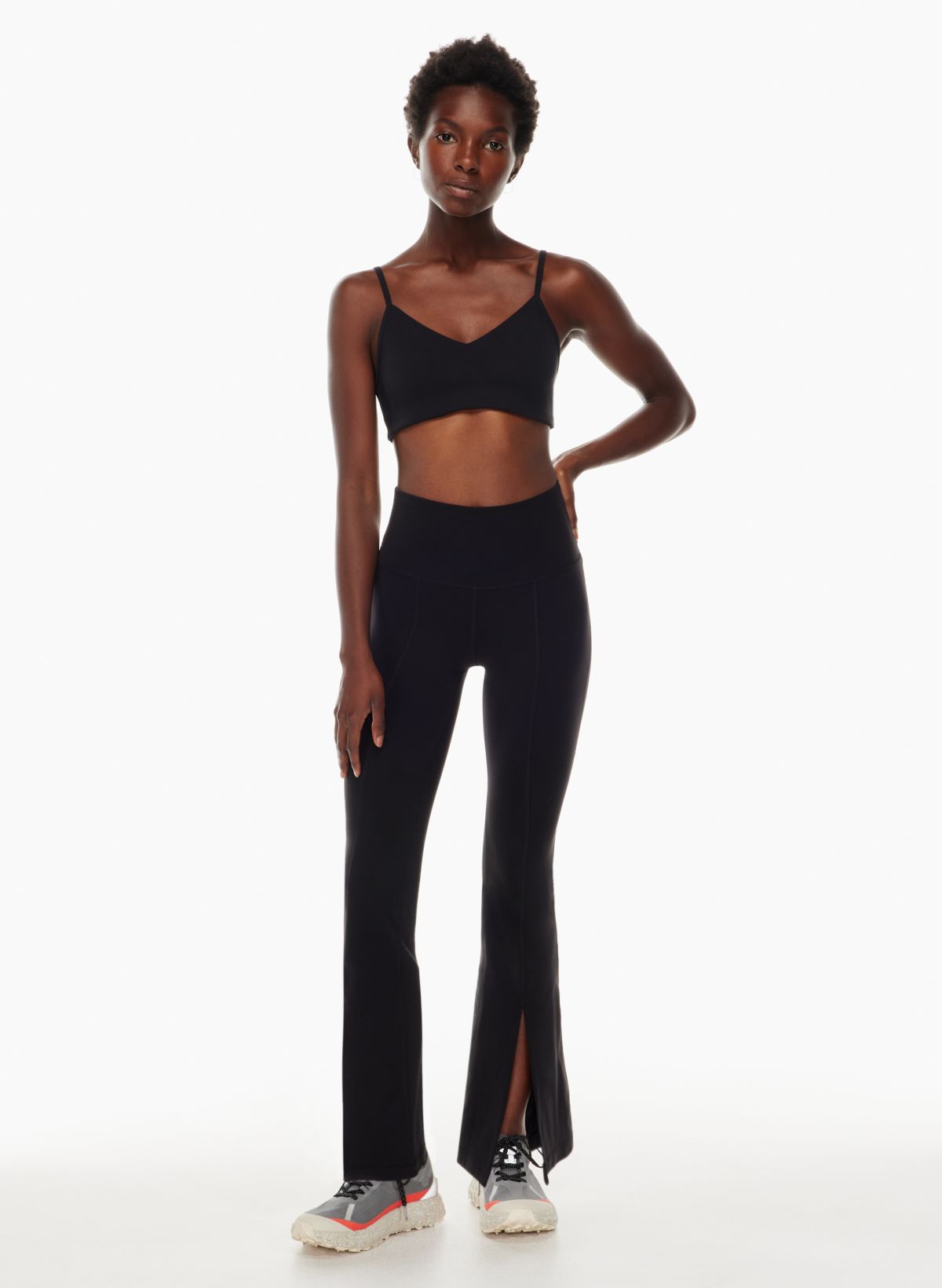 TnAction LEGGING FENDU TAILLE HAUTE TNABUTTER Aritzia CA