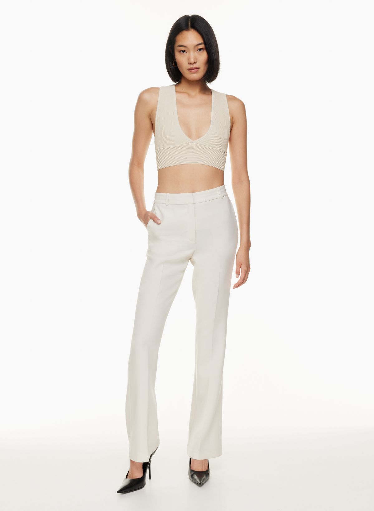 https://aritzia.scene7.com/is/image/Aritzia/s23_01_a03_81349_15104_on_b?wid=1200