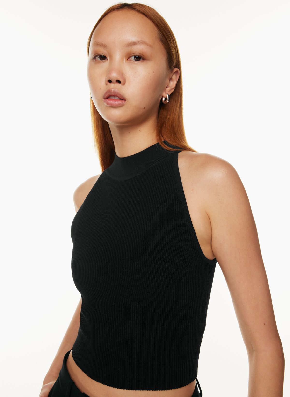 https://aritzia.scene7.com/is/image/Aritzia/s23_01_a03_81886_1274_on_a?wid=1200