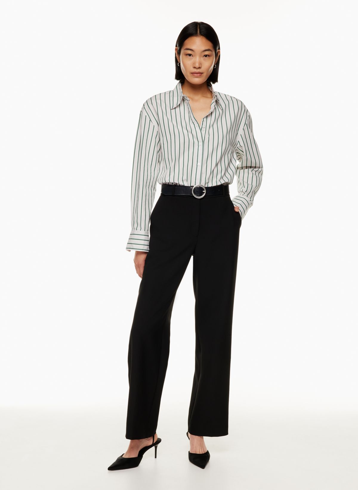 https://aritzia.scene7.com/is/image/Aritzia/s23_01_n04_103627_16106_on_b?wid=1200