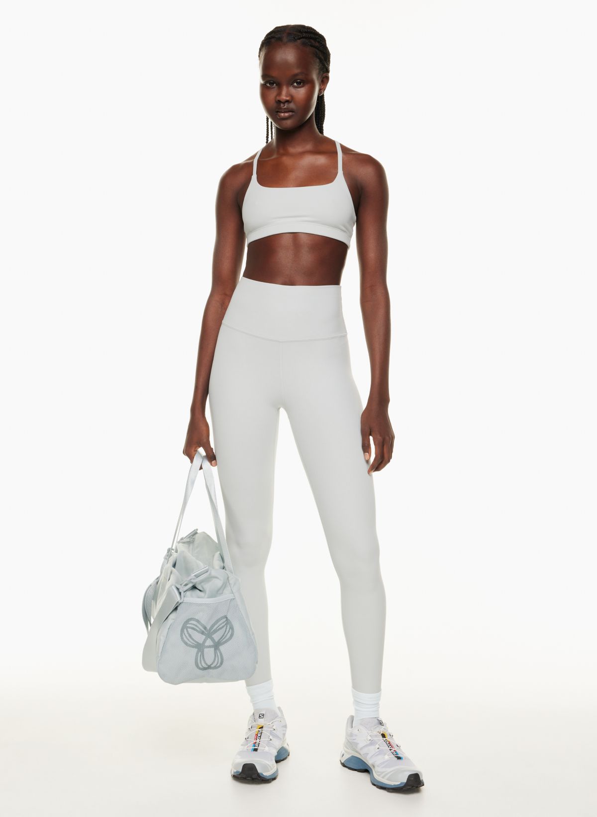 Tna duffle sales bag aritzia