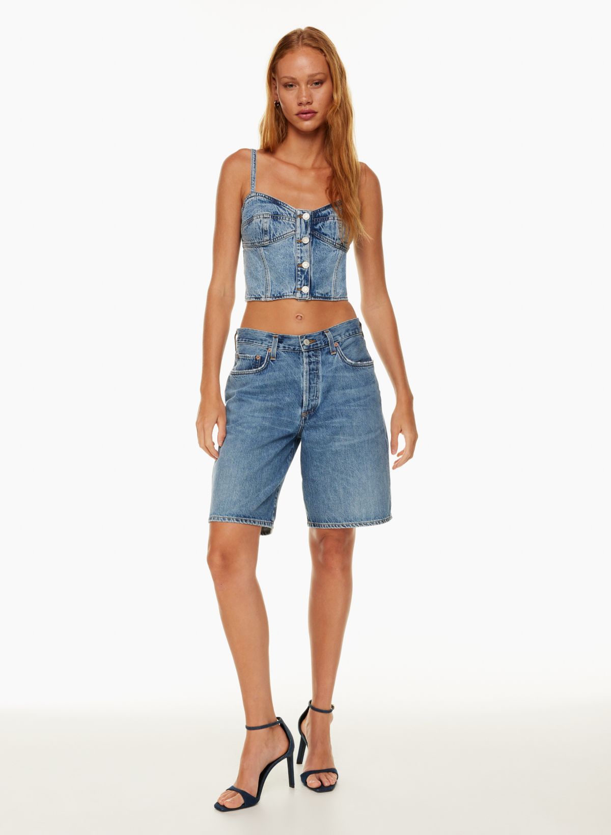 Low waist hot sale short jeans