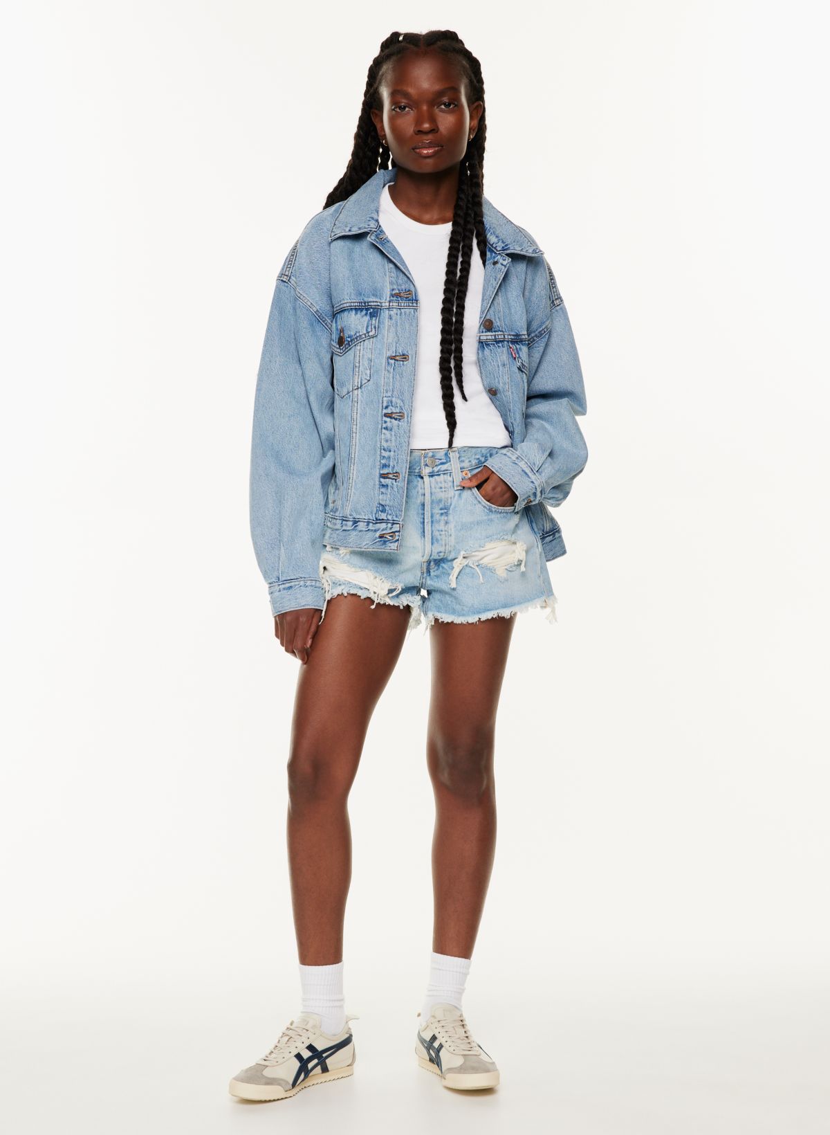 Aritzia levi shorts online