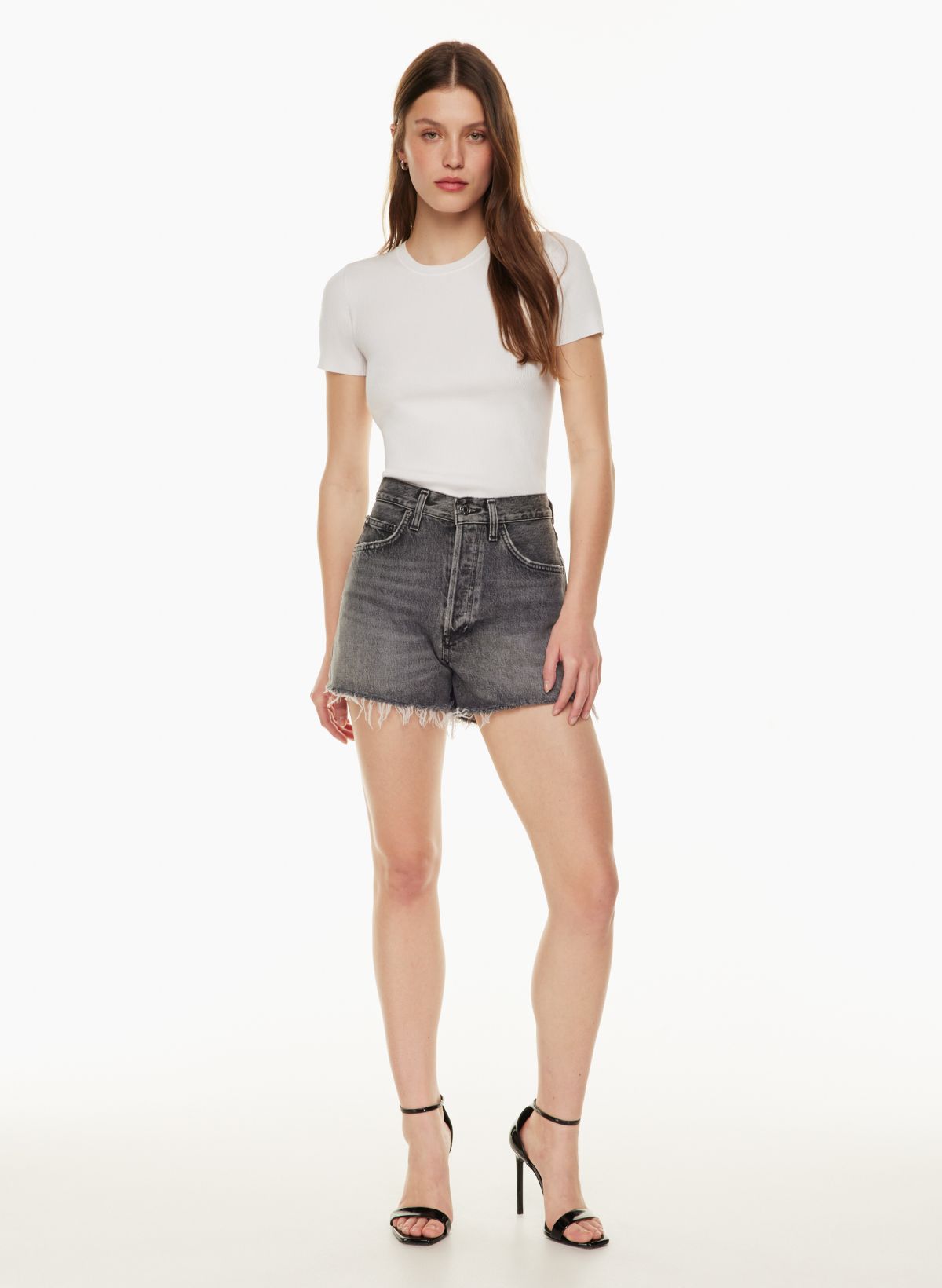 Basic 1- Button Side Slit Hem Shorts