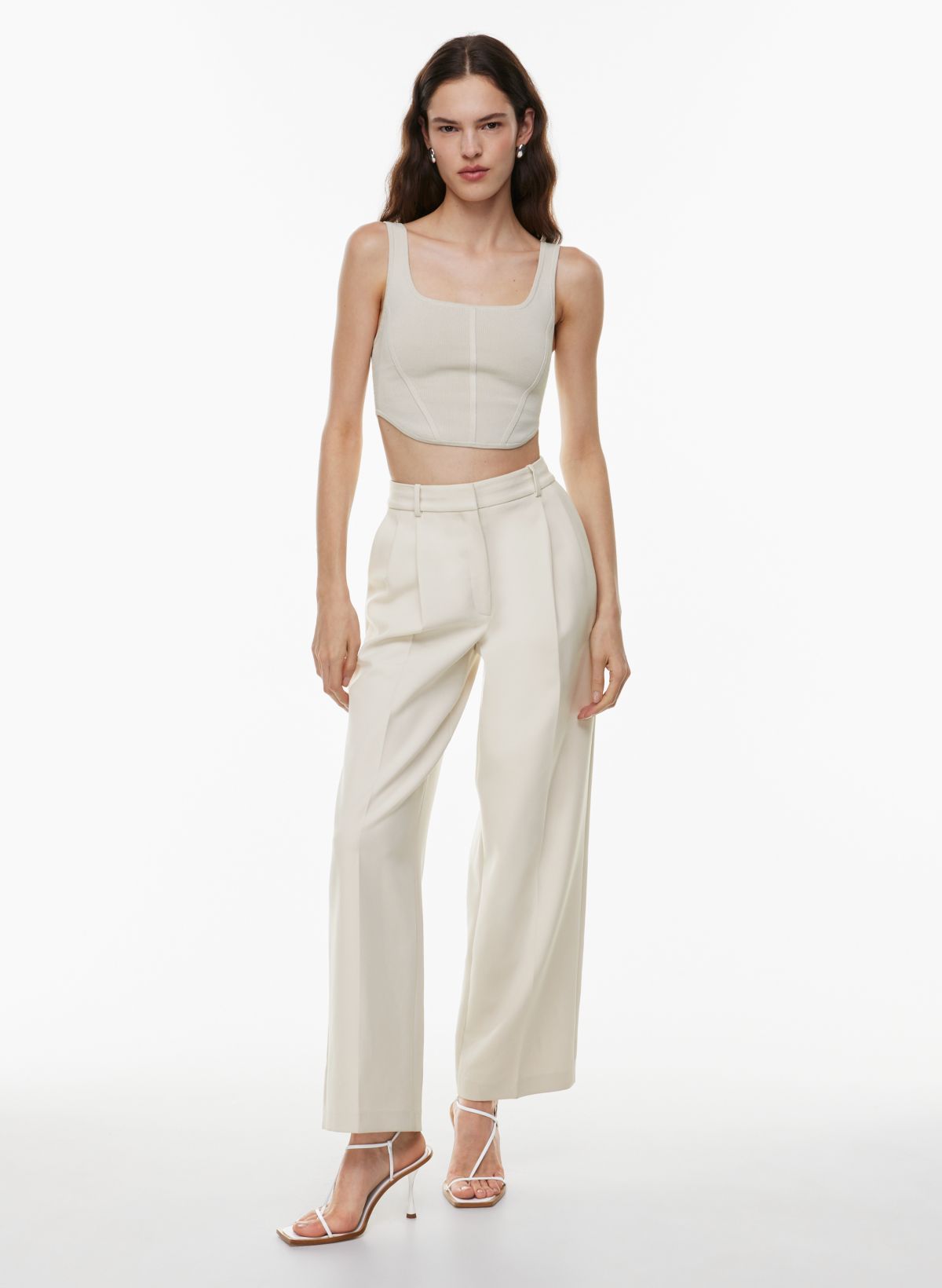 https://aritzia.scene7.com/is/image/Aritzia/s24_01_a03_94800_15104_on_b?wid=1200