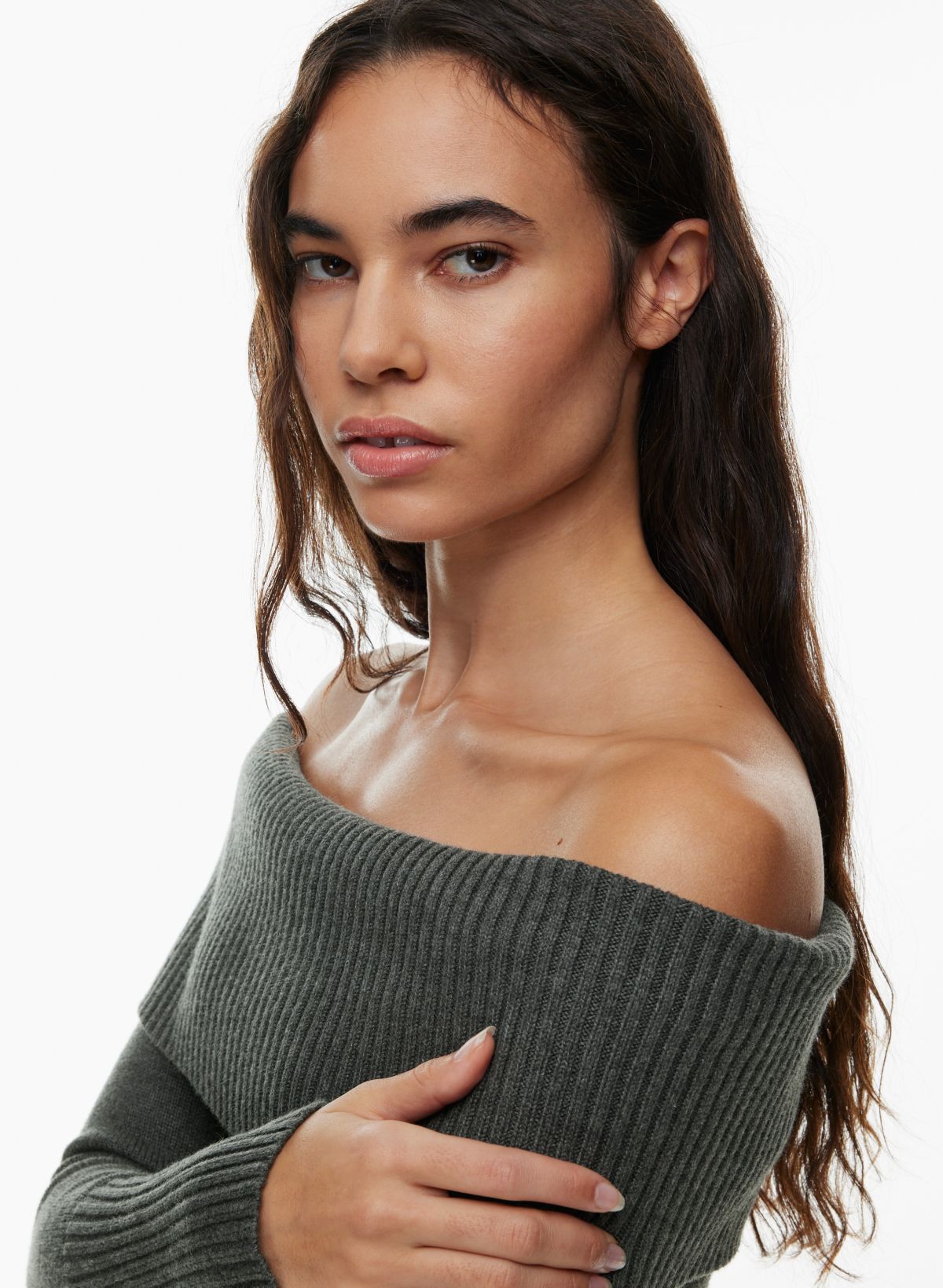 Off the 2025 shoulder sweater aritzia