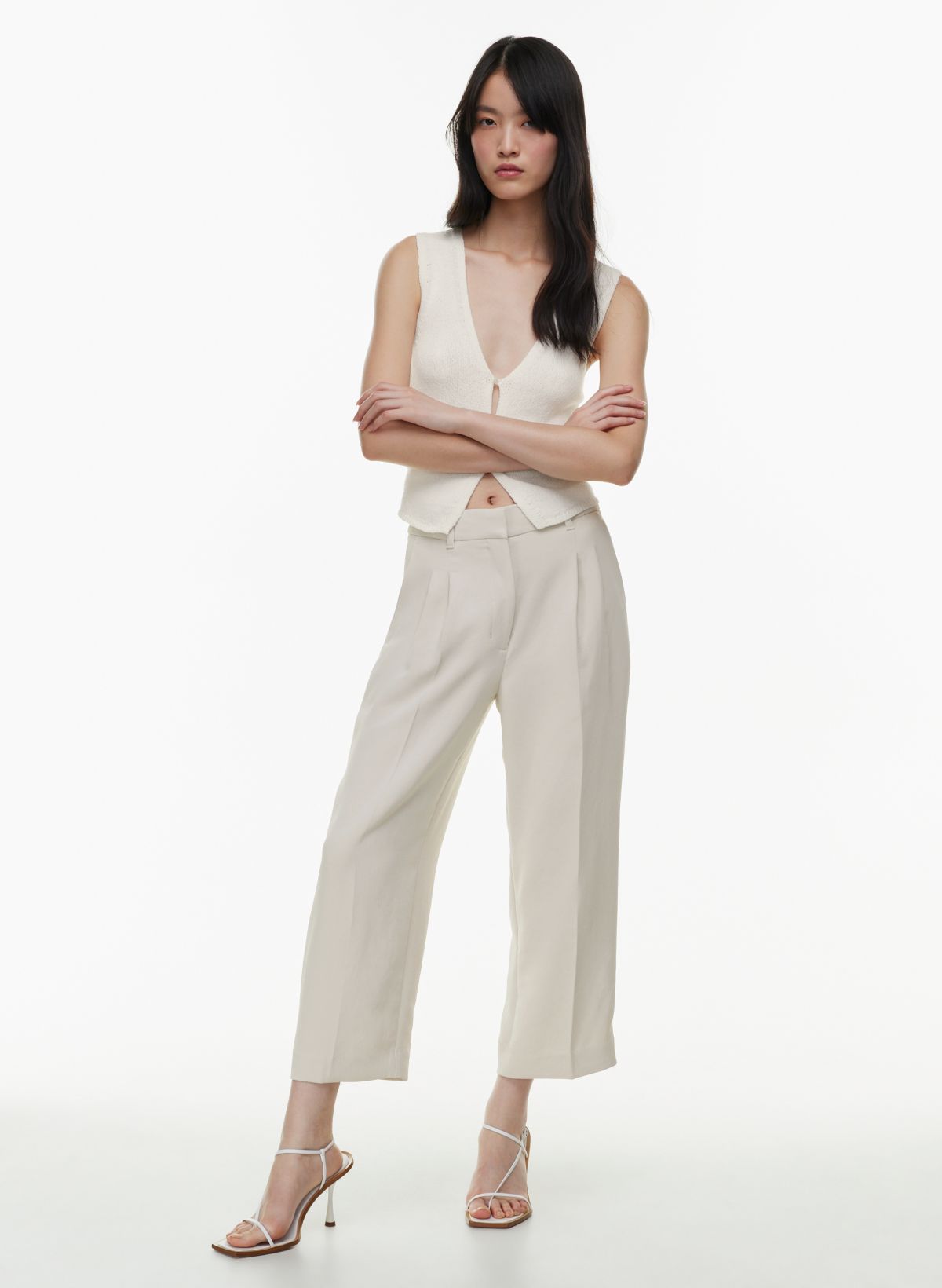 THE EFFORTLESS PANT™ CROPPED
