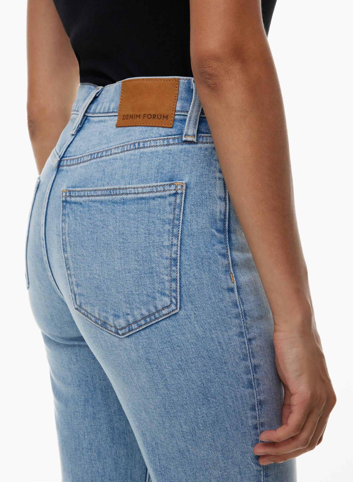 Baggy jean with an elasticated waistband and belt-Denim - Addicted Fashion