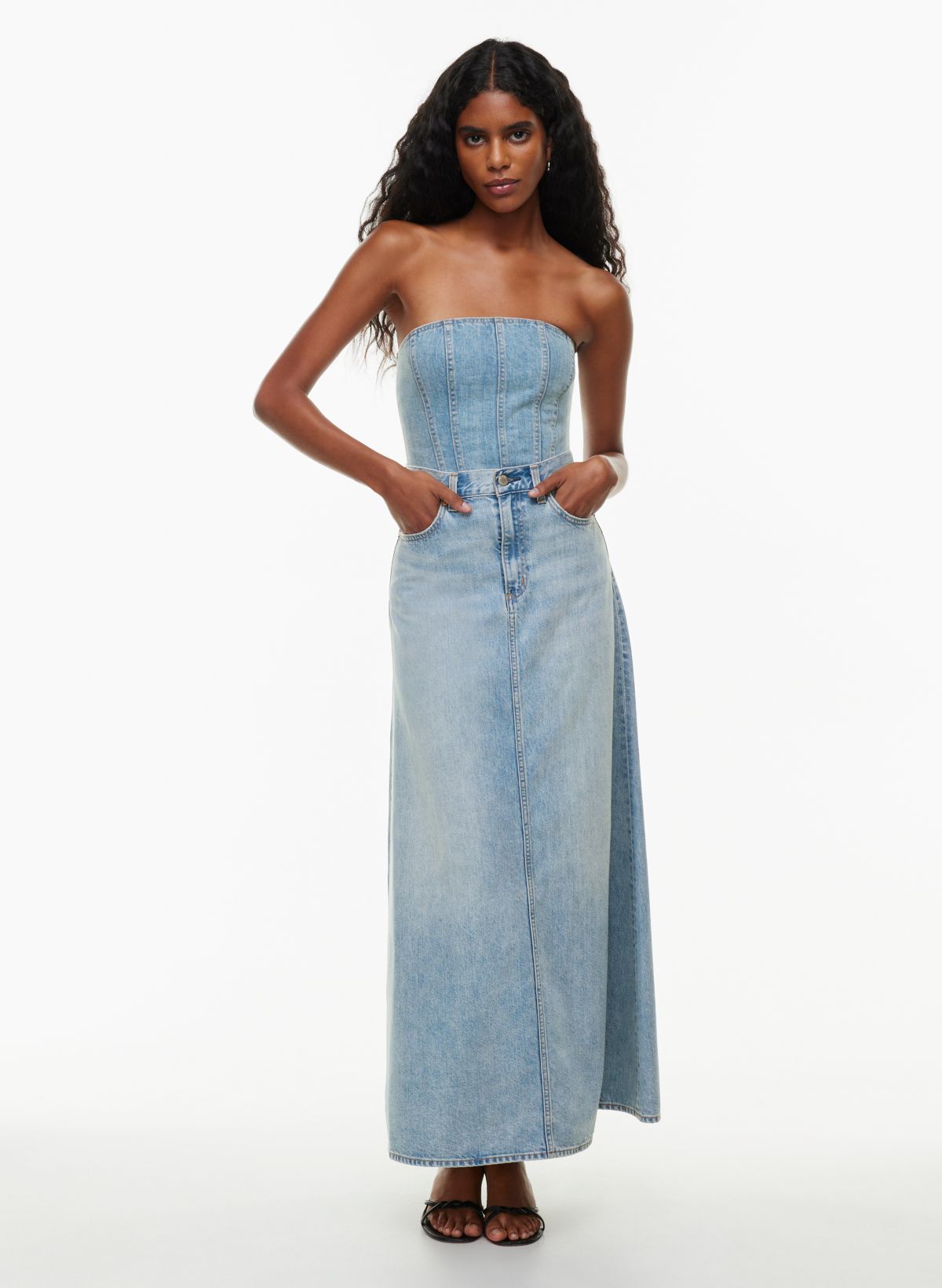 Leanne' Button Down Denim Maxi Skirt in Dark Wash – The Main