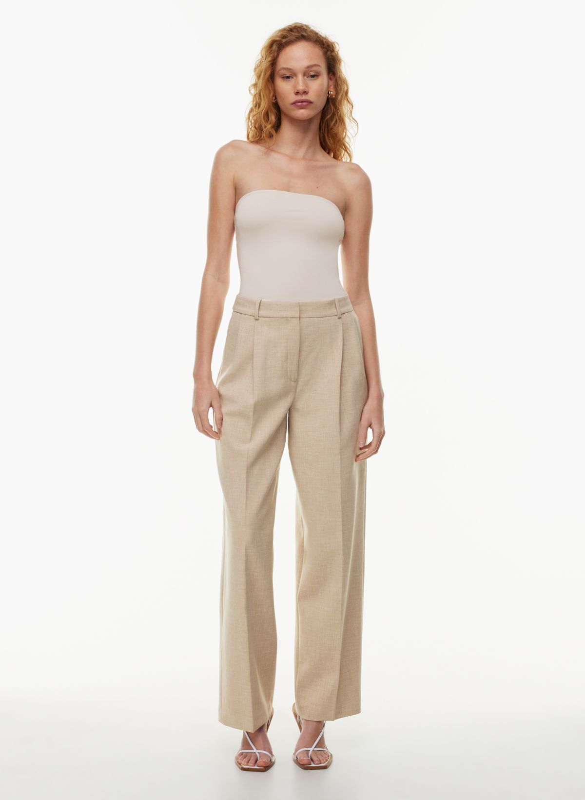 Has anybody tried/bought the contour ribcage tube top? : r/Aritzia