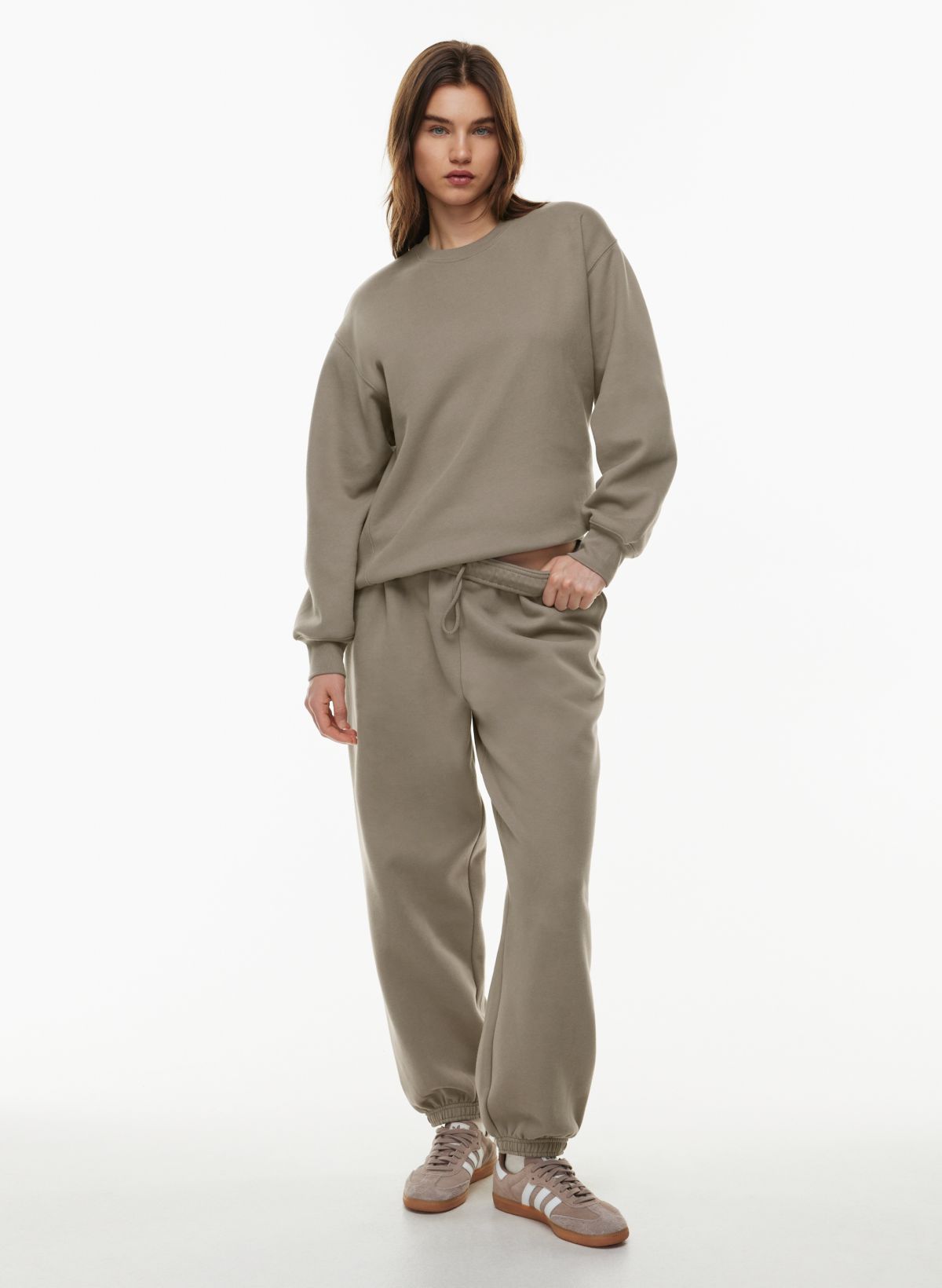 Aritzia shop oversized crew