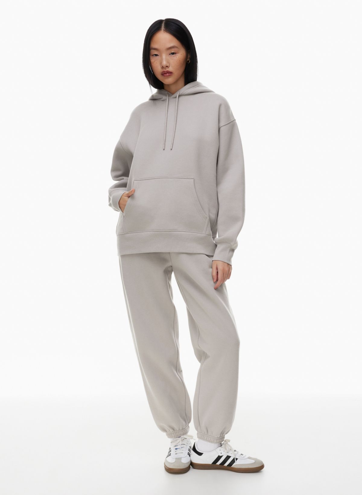 Women’s Chlo double-face velour sweatsuit set in warm taupe