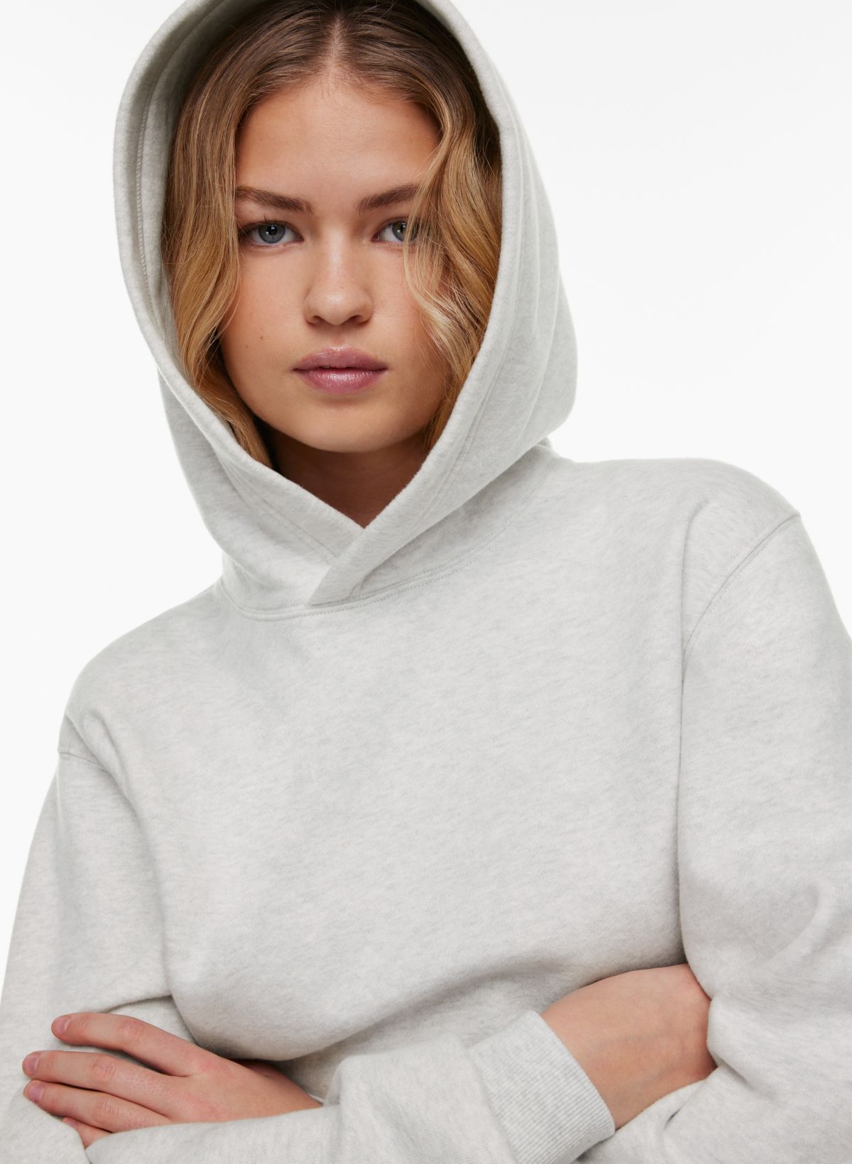 Aritzia TNA Cozy fleece perfect hoodie, Women's Fashion, Clothes