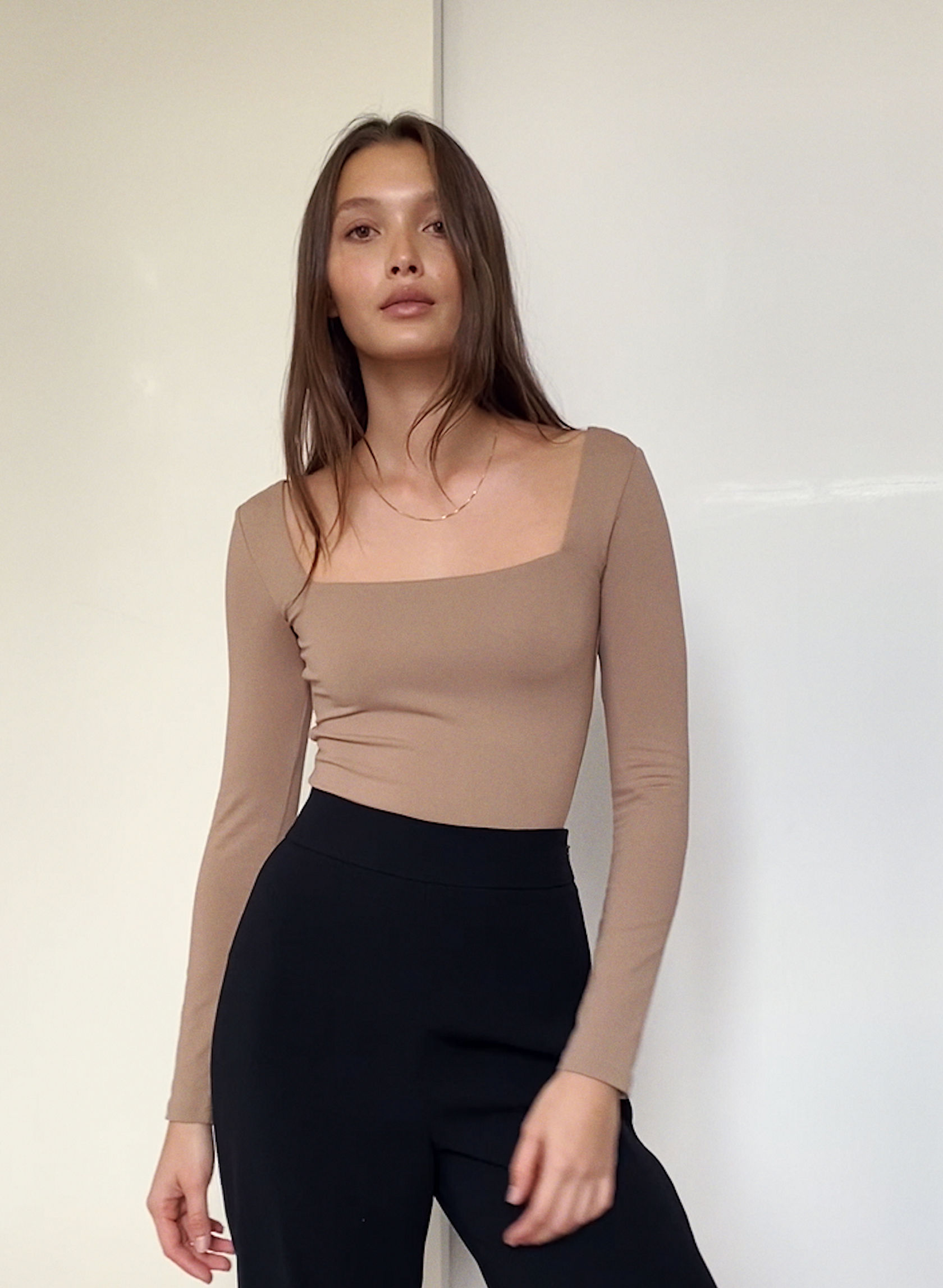 Babaton CONTOUR LONGSLEEVE BODYSUIT Aritzia US