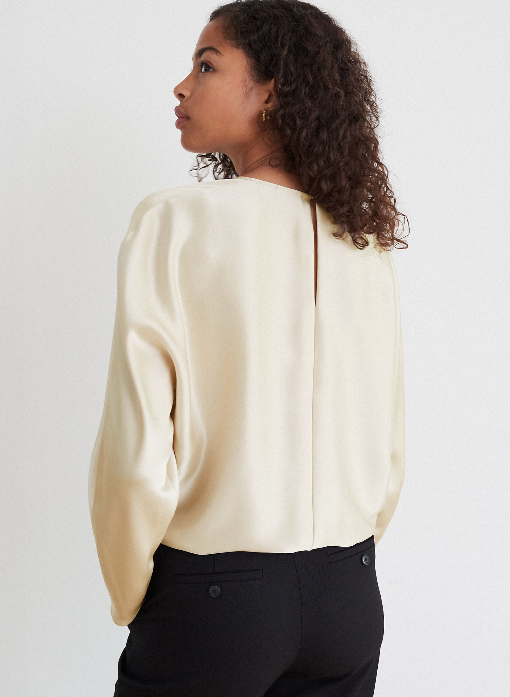 Babaton LAVAL BLOUSE | Aritzia US