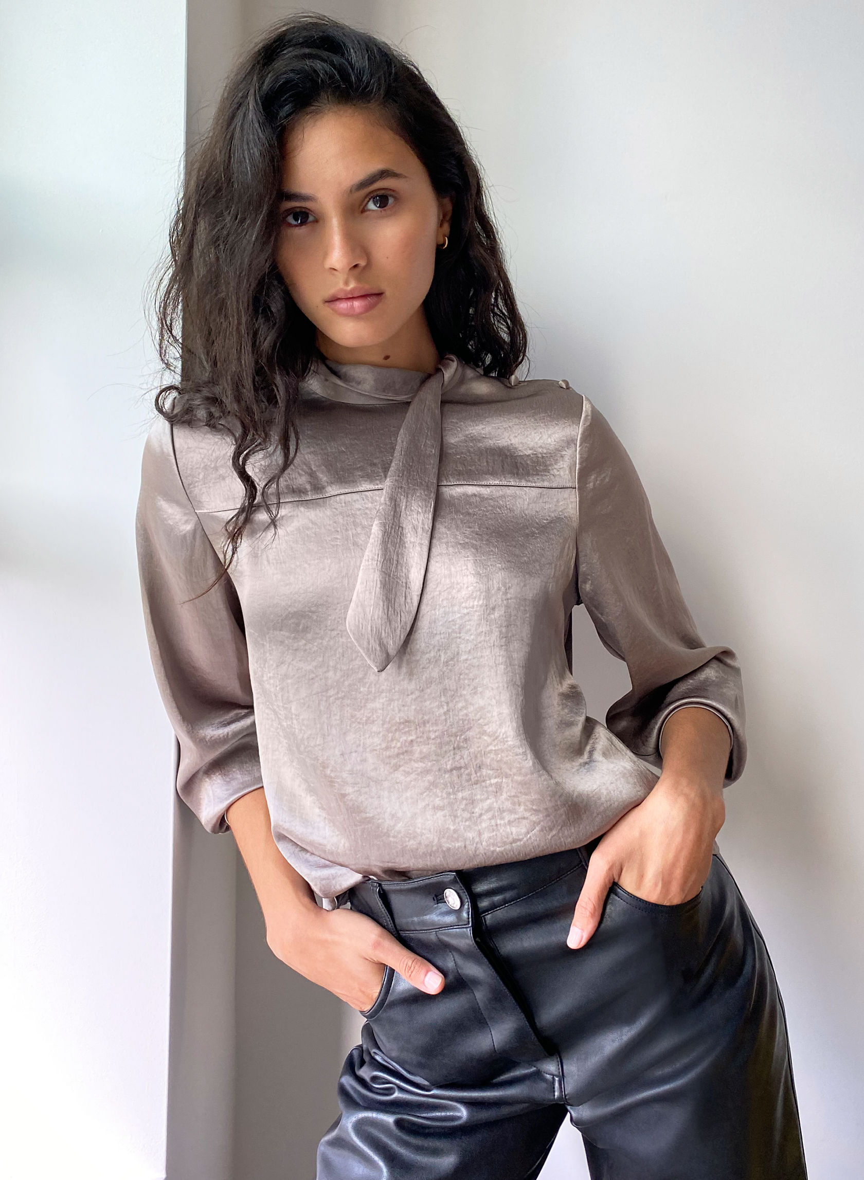 Wilfred TRAPEZE BLOUSE | Aritzia US