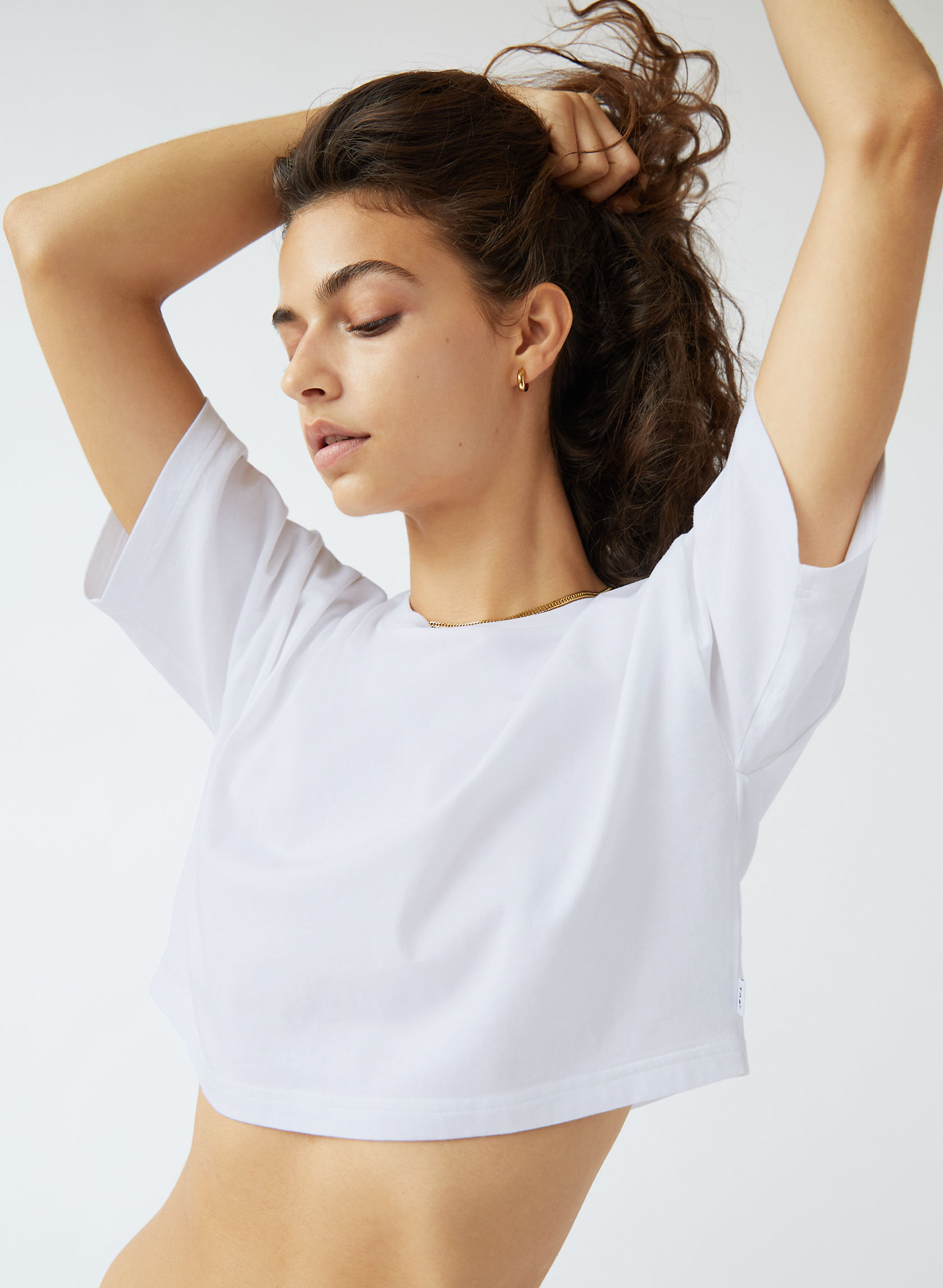 aritzia laid back t shirt