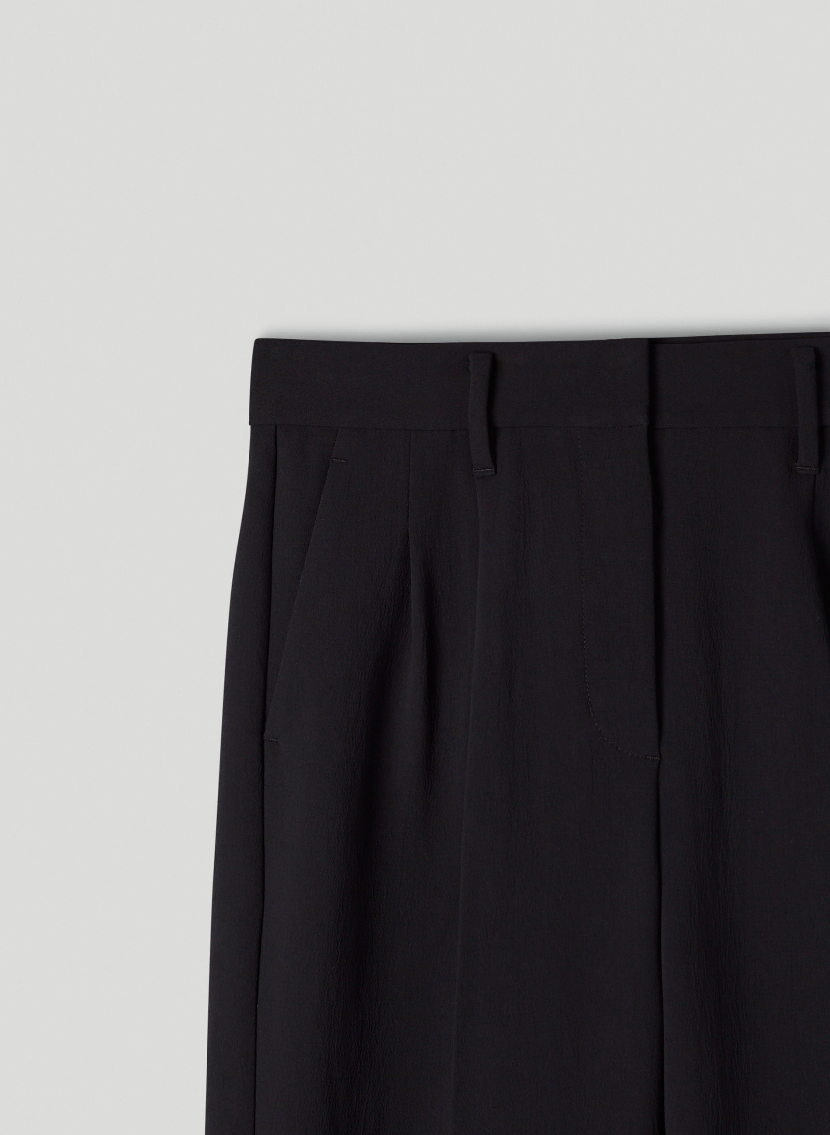 aritzia carrot pant