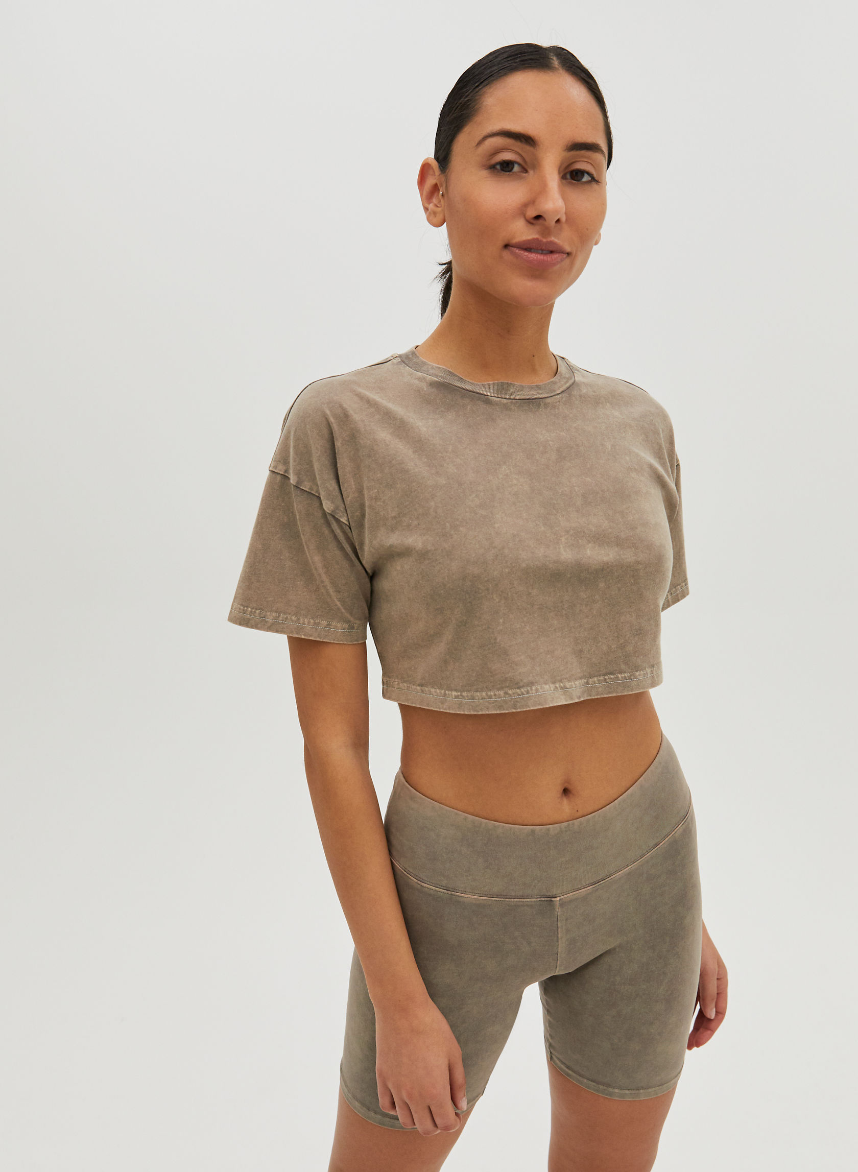 laid back t shirt aritzia