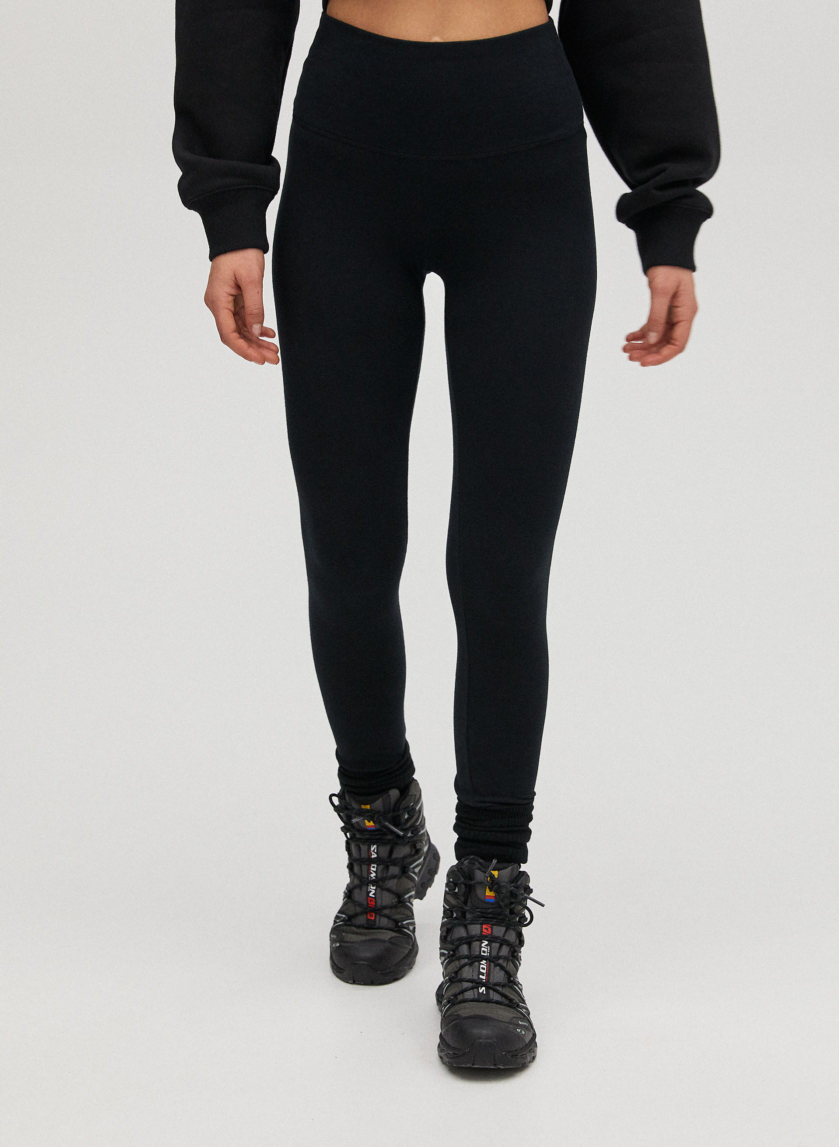 tna high rise sweat short