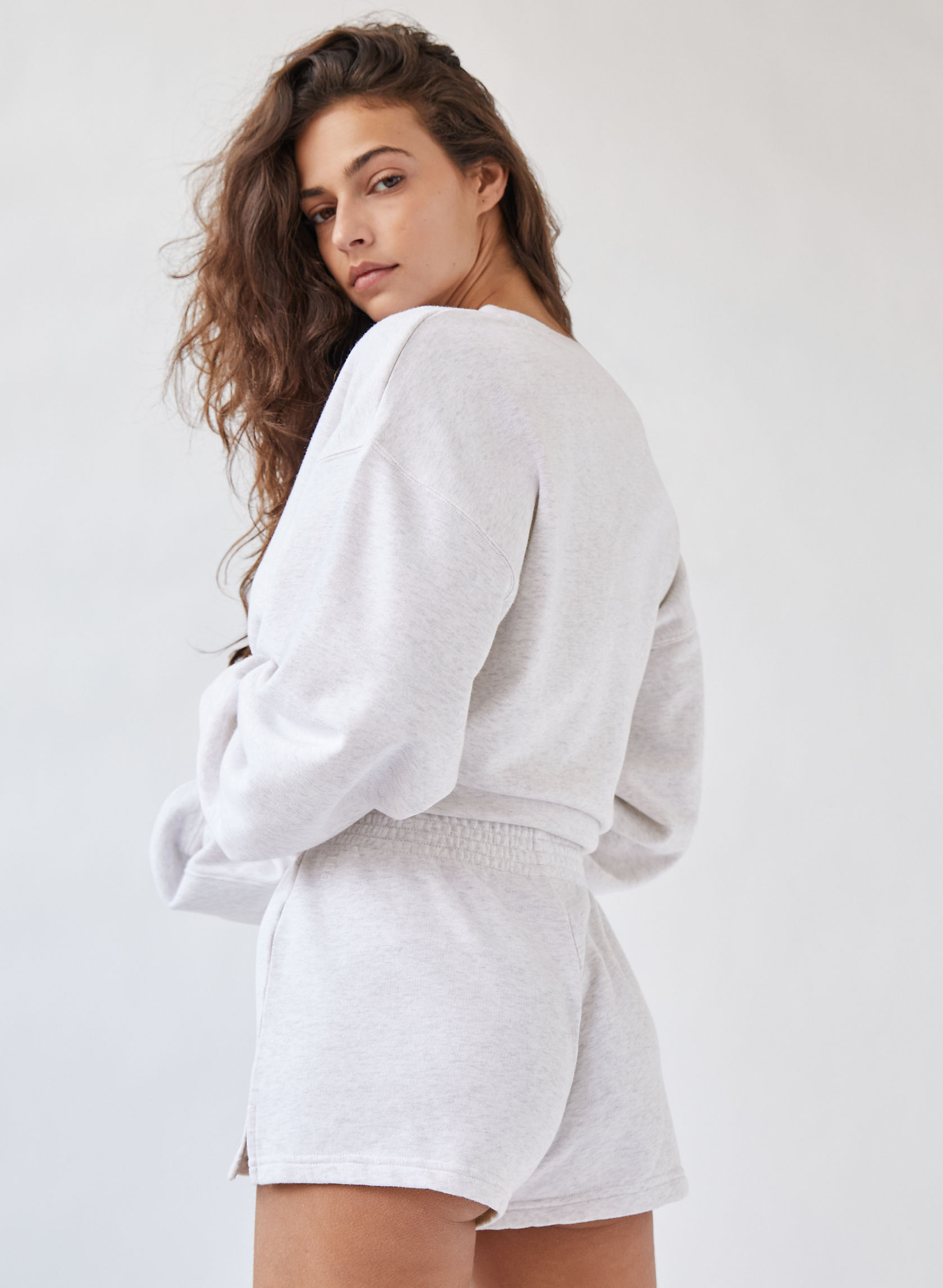 aritzia sweat fleece