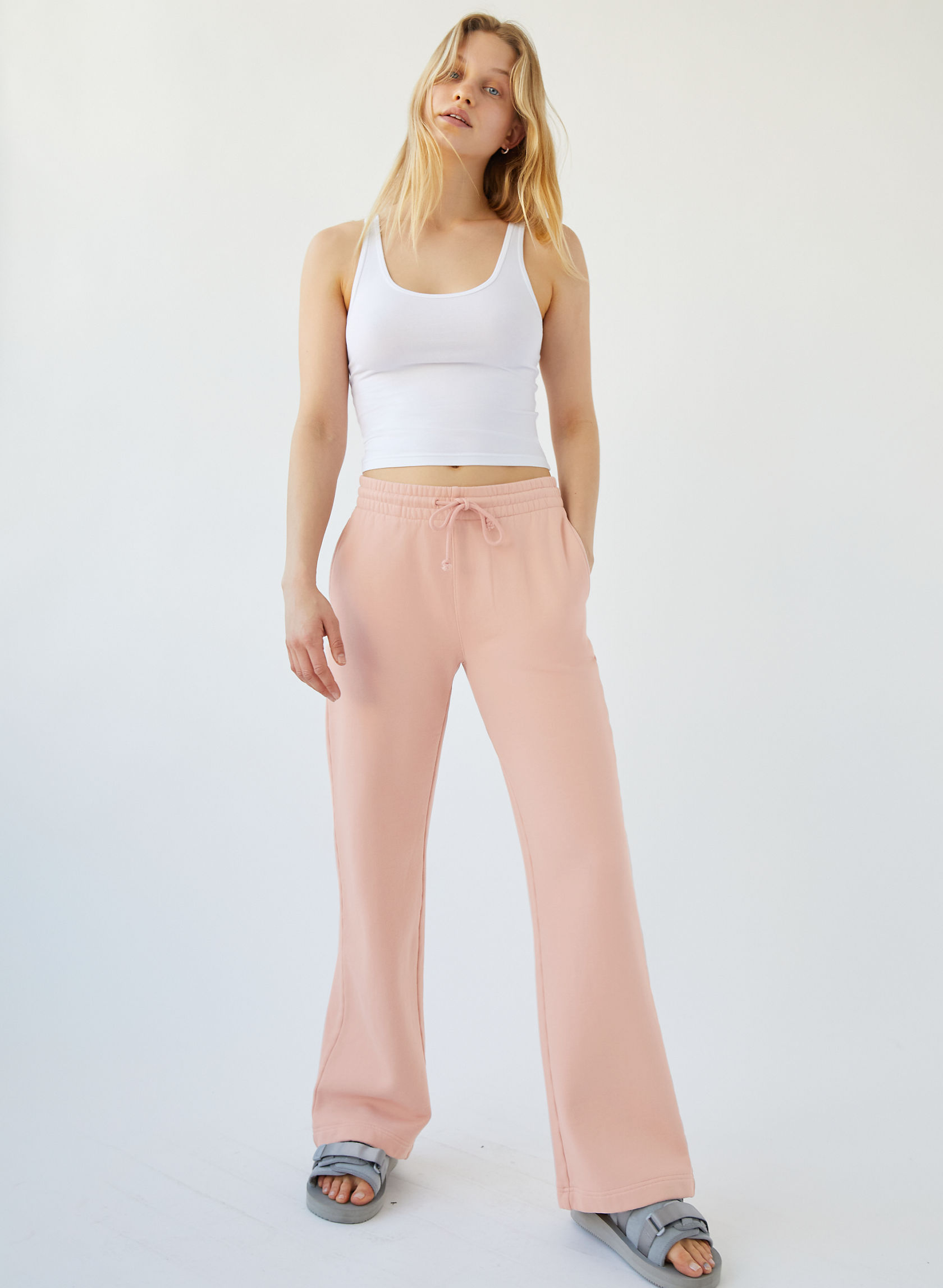 aritzia sweatpant