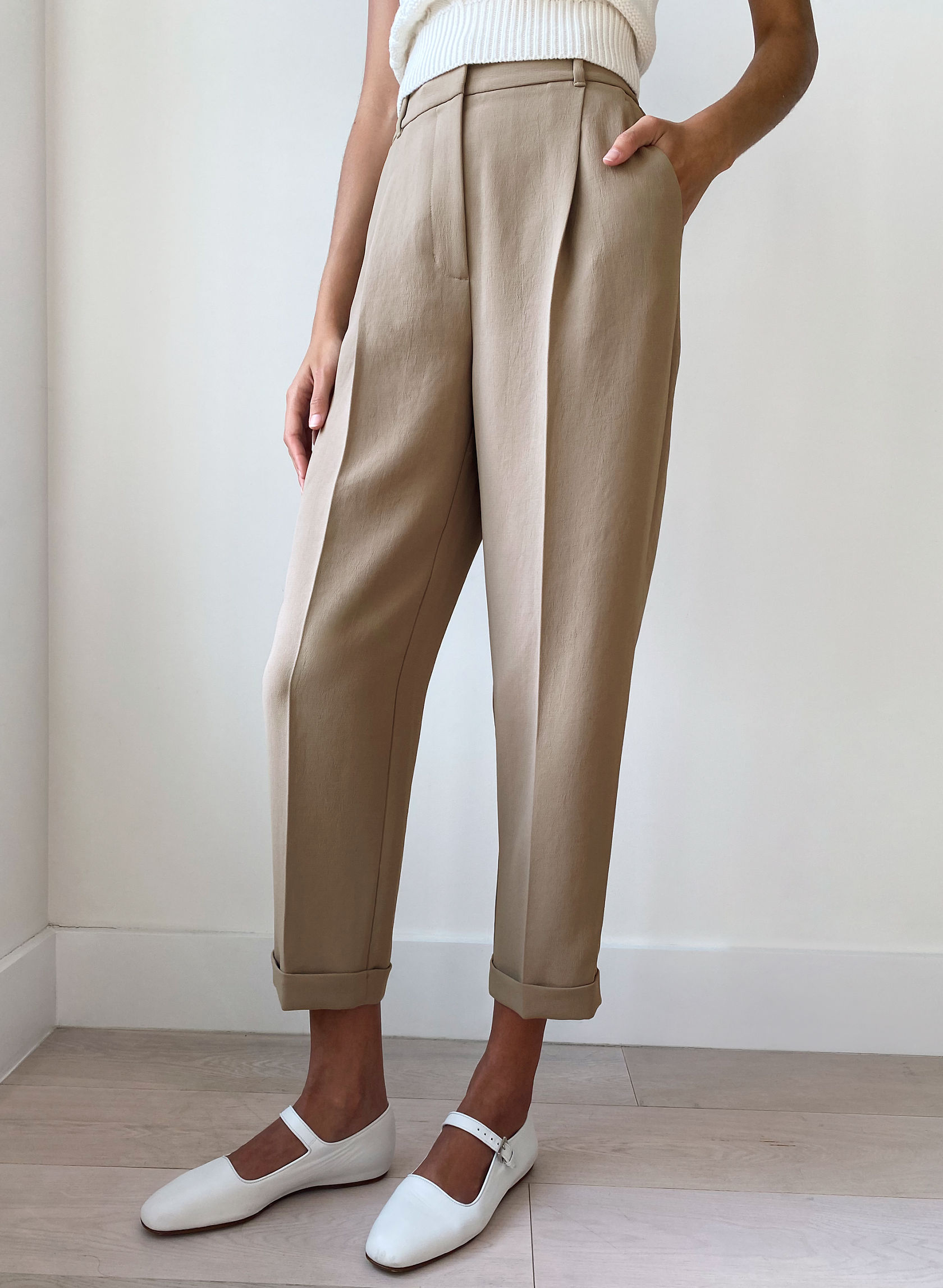 aritzia track pants